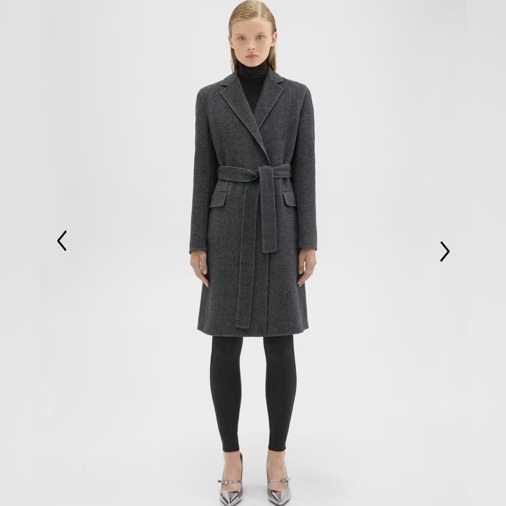 Wool and cashmere coat
